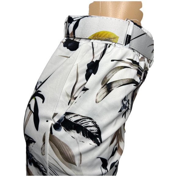 NWT 2 Pieces Black and White Women Set Size M and L Stretchy Short and Wrap Top - Picture 7 of 8